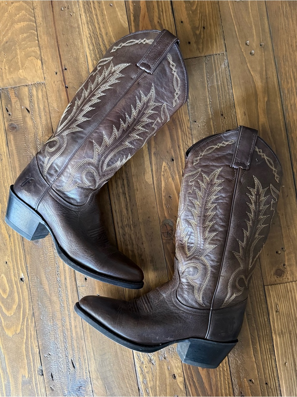 Frye Brown Embroidered Leather Western style Boots
